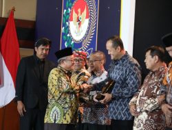 Malam Apresiasi Kinerja Pemerintahan Daerah 2025, Pemkab Badung Raih Penghargaan Layanan Pendidikan