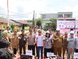 Kapolres Maros Dampingi Menteri Desa dan PDT RI pada Peletakan Batu Pertama Koperasi Merah Putih di Mandai