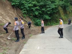 Polsek Ngantang dan SAR Brimob Gelar Patroli Gabungan Mitigasi Bencana Daerah Rawan Longsor