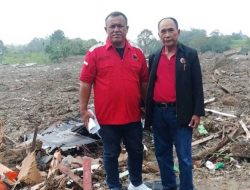 Tiga Desa di Humbahas Hancur, PDI Perjuangan Sumut Berikan Bantuan