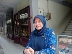 Ani Susana Kepala SMPN 14 Bandung Tetap Fokus Pada Prestasi Meski Sering Diusik Oknum