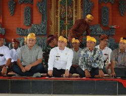 Wabup Batola Resmikan Candi Bentar Kahyangan