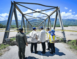 Jembatan Pante Dona Putus Total, Presiden Prabowo ke Aceh Tenggara Pastikan Akses Darurat Dikebut