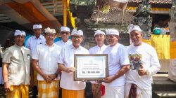 Bupati Badung Hadiri Karya Mamungkah Mendem Pedagingan di Pura Ratu Made Pangenter Banjar Dukuh Celuk, Munggu