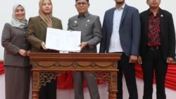 DPRD Sulbar Rapat Paripurna Bersama Pemprov Sepakati Perubahan Perda No.1 Tahun 2018 Tentang BUMD Sebuku Energi Malaqb