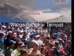 Ratusan Warga Kikim Barat, Lahat, Bongkar Paksa Tempat Esek Esek