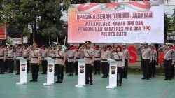 Upacara Sertijab Pejabat Utama Polres Batu, Kapolres Tekankan Profesionalisme dan Peningkatan Kinerja