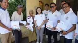 Wujudkan Sanitasi Layak, TP PKK Badung dan Kadin Serahkan Bantuan Toilet di Desa Tumbak Bayuh