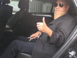 Toga Hitam dan Tinta Jurnalis: Di Balik Ketokohan Chairul S Matdiah