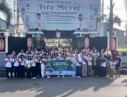 DP3AKB Barito Timur Bersama Forum Anak dan Genre Tebar Kebaikan Lewat Aksi Berbagi Takjil