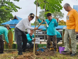 Pimpin Aksi Indonesia ASRI, Bupati Tabalong Ajak ASN Tanam Pohon dan Tertib Kelola Sampah