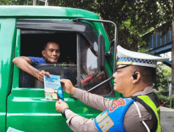Sambut Operasi Ketupat Semeru 2026, Ditlantas Polda Jatim Gencarkan Edukasi Lajur dan Tertibkan Angkutan Barang