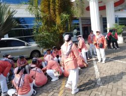 Senam Jantung Bersama di Ngawi, Para Lansia Diedukasi Pentingnya Berobat Pada Ahlinya