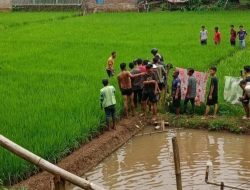 Kepergok Nyolong Disiang Bolong, Maling Motor Jadi Bulan-Bulanan Massa