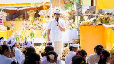 Bupati Badung Mendem Pedagingan di Pelinggih Meru, Upacara Melaspas Pura Desa dan Puseh Blahkiuh
