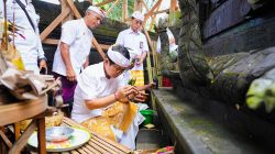 Bupati Badung Mendem Pedagingan di Pura Dalem Desa Adat Batu Lantang