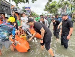Wabup Badung Bagus Alit Sucipta Tinjau Langsung Banjir di Jalan Dewi Sri, Kuta