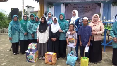 Safari Ramadan PKK di Muara Uya, Anak Diajak Giat Belajar Manfaatkan Program Beasiswa