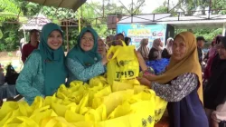 Ratusan Paket Sembako Murah Dijual Selama Safari Ramadan PKK, Kendalikan Inflasi Selama Ramadan