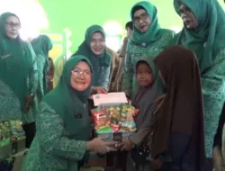Safari Ramadan Organisasi Wanita Tabalong, 40 Anak Yatim dan 101 Lansia di Jaro Terima Santunan