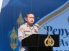 Jelang Lebaran, Kapolri Salurkan Tali Asih dan Sembako kepada Personel Polri