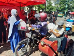 DNY Skincare Bagikan 2.600 Bingkisan Lebaran untuk Dhuafa dan Disabilitas