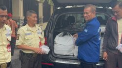 Satu Porsi Nasi Bungkus, Sejuta Berkah: Kala Chairul S Matdiah Mengetuk Pintu Langit Lewat Berbagi