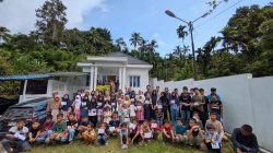 Bersama Keluarga, Ketua DPRD Padang Pariaman Salurkan Santunan untuk 110 Anak Yatim