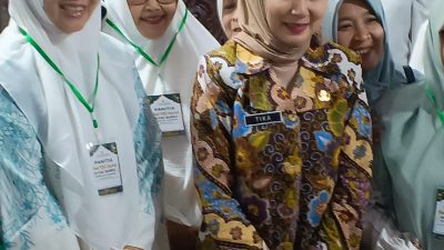 Bupati Kendal Hadiri Acara Syawalan Kaliwungu