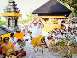 Bupati Badung Pimpin Prosesi Matur Piuning Jelang Karya Agung di Pura Luhur Uluwatu