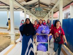 Wujud Syukur dan Solidaritas, Komunitas Kreatif Jari Janang Bagikan Takjil di RSUD Tamiang Layang