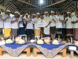 Bupati Badung Serahkan Bantuan Pemulihan Dampak Bencana