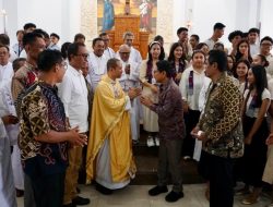 Bupati Badung Hadiri Perayaan Paskah di Puja Mandala
