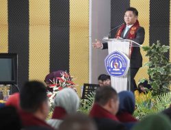 Bupati Tegal Mengikuti Yudisium Program Pascasarjana sebagai Komitmen Meningkatkan Kapasitas Pendidikan