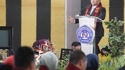 Bupati Tegal Mengikuti Yudisium Program Pascasarjana sebagai Komitmen Meningkatkan Kapasitas Pendidikan
