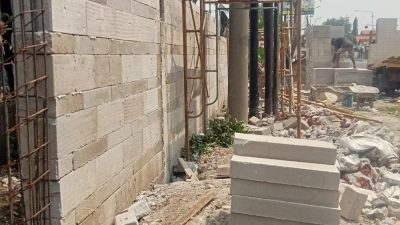 Pembangunan Gapura Mutiara City Sidoarjo Dituding Merugikan Penghuninya