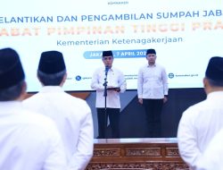 Lantik 12 Pejabat, Menaker: Jabatan Bukan Sekadar Posisi, Layanan Publik Harus Jadi Prioritas