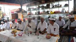 Wabup Badung Hadiri Puncak Karya Ngenteg Linggih di Pura Dadia Ki Pasek Pandega Dalem Samanjaya