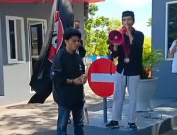 Pengusiran&nbsp;Wartawan dalam Forum BGN, Vendetta Unjuk Rasa di Depan Maleo Desak Copot Kepala Regional Sulbar dan Korwil