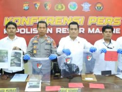 Polres Majene Gelar Konferensi Pers Terkait Penganiayaan yang Akibatkan Meninggalnya Perempuan Lansia di Lingkungan Baruga
