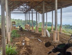 Kandang Ayam Rp200 Juta di Ngawi Mangkrak, Warga Desak Aparat Turun Tangan