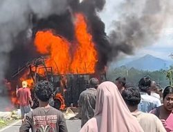Kecelakaan Maut Bus ALS Vs Truk Tangki BBM 16 Meninggal Termasuk Sopir Bus dan Truk Tangki