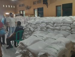 Pemdes Kedunggalar Salurkan Bantuan Ketahanan Pangan, 1.185 KPM Terima Beras dan Minyak Goreng