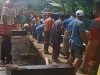 Wujud Kemanunggalan TNI-Rakyat, Gotong Royong Bangun Jembatan Perintis Garuda