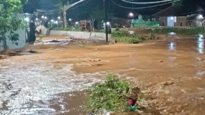 2 Warga Semarang Tewas Diterjang Banjir