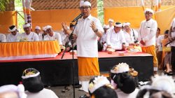 Bupati Adi Arnawa Hadiri Karya Ngenteg Linggih di Desa Adat Semana Abiansemal