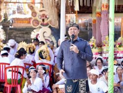Wabup Badung Hadiri Metatah Massal di Pura Prajapati Desa Adat Sobangan