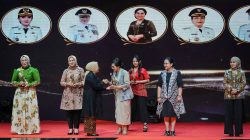 Dampak Nyata ‘Badung Peduli’ Antarkan Rasniathi Adi Arnawa Raih Women’s Inspiration Award