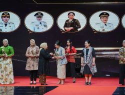 Dampak Nyata ‘Badung Peduli’ Antarkan Rasniathi Adi Arnawa Raih Women’s Inspiration Award