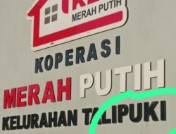 Warga Talippuki Kabupaten Mamasa Protes Papan Nama Koperasi Merah Putih Akibat Kesalahan Penulisan Nama Kampung Setempat
